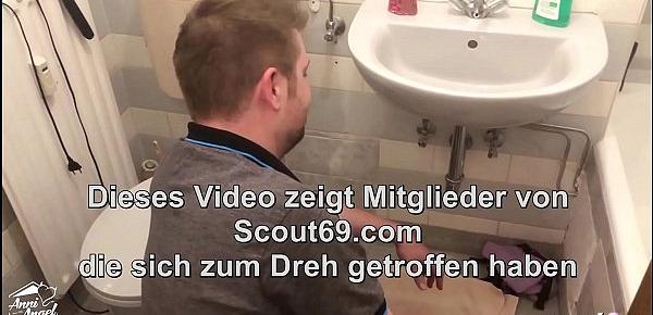  Rothaariges Teen fickt den Klempner für einen Rabatt Deutsch - German Redhead